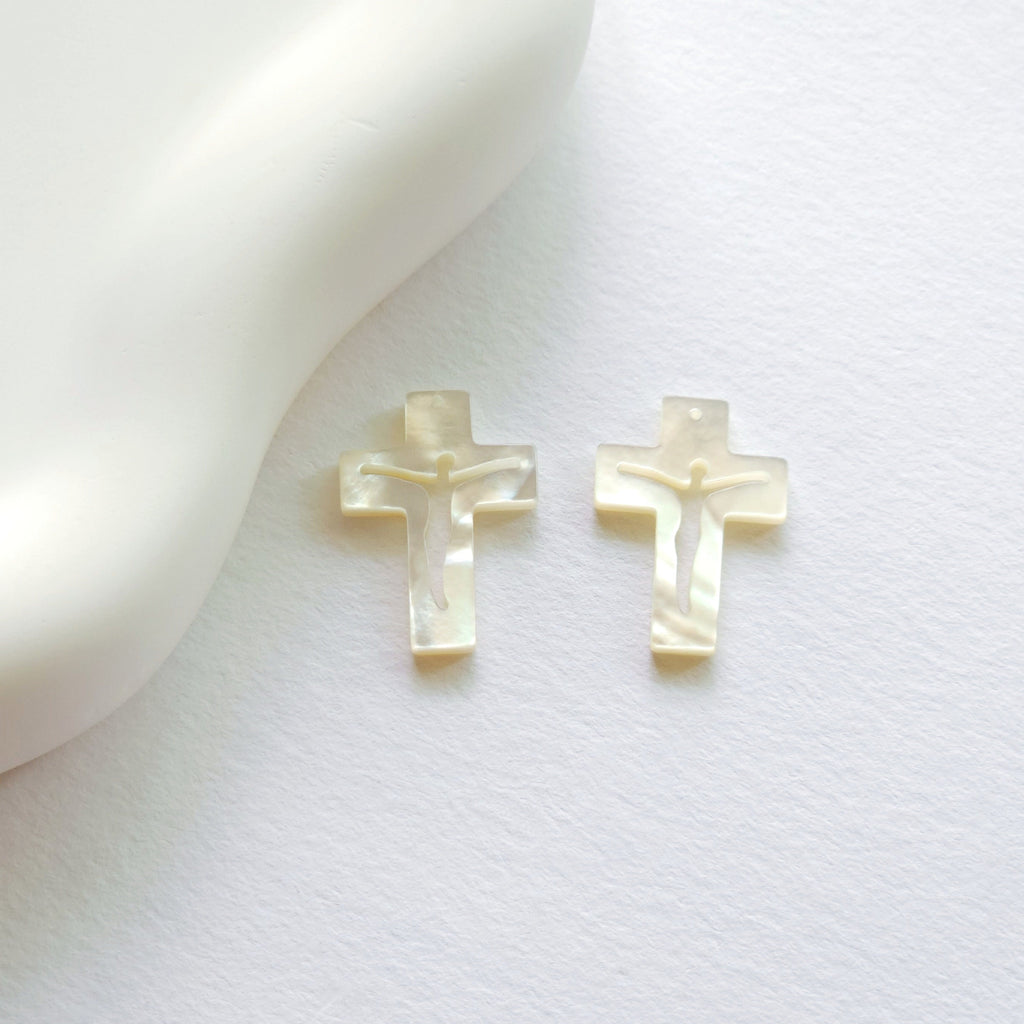 Cross White Mother-of-Pearl, MOP Shell Pendant, Cutout White Nacre, Shell Charm, Mother of Pearl Jewelry Making Findings RY002
