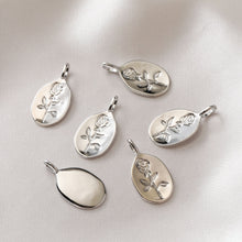 Load image into Gallery viewer, Rose Charm On Oval Shape, 18K Gold/Silver Plated, Flower Pendant, Necklace Earring Making Charms, 25mm, Jewelry Findings JH007