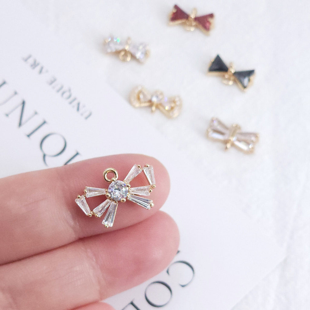 CZ Pave Bow Tie Charm, Cubic Zircon Crystal Bow Tie Pendant, Bracelet Necklace Pendant, Gold Plated Charm, Jewelry Findings ZR013-F168