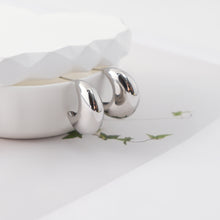 Load image into Gallery viewer, C Shape Earrings | Rhodium Plated, Silver Moon-shaped Post Earring, S925 Sterling Silver Ear Pin, Finished Earring