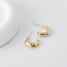 Load image into Gallery viewer, C Shape Earrings | 18K Gold Plated， S925 Sterling Silver Ear Pin, Finished Earring