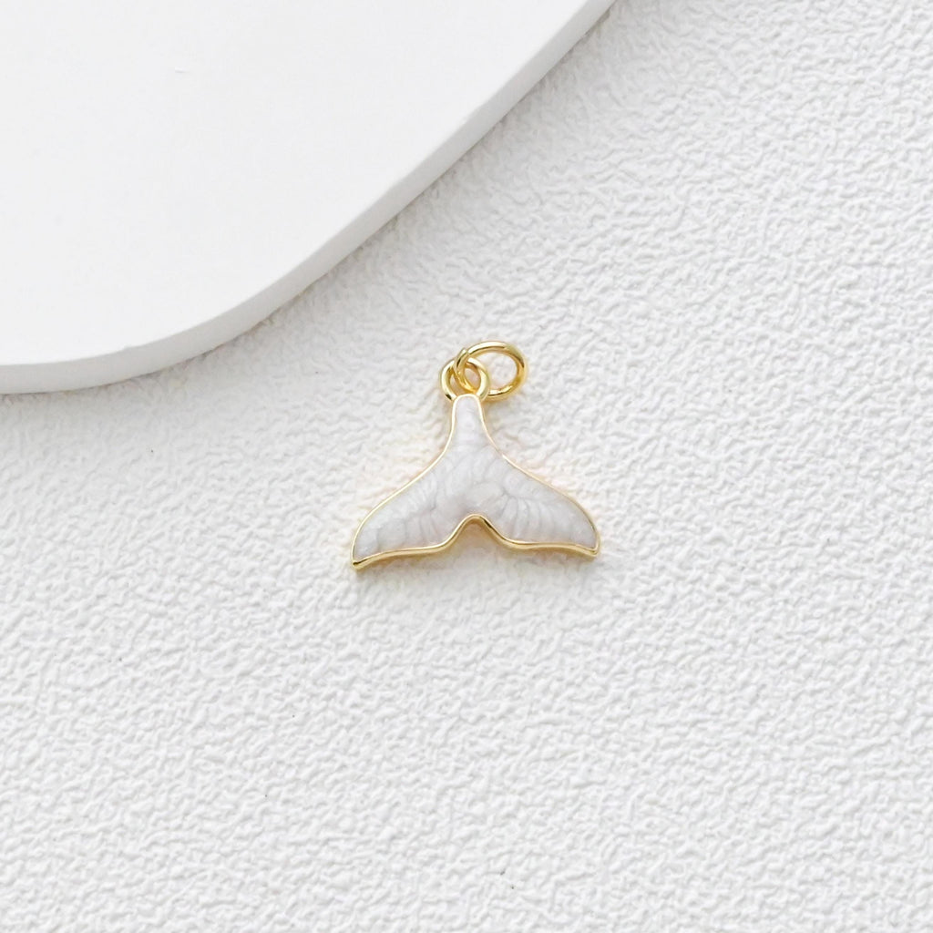 Colgante de cola de pez, dijes de vida marina esmaltados, dijes chapados en oro de 18 quilates, fabricación de pulseras, accesorios de joyería S1352