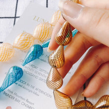 Load image into Gallery viewer, 4pcs Glass Drop Bubble Beads, 26mm, Hand Blown Hollow Oval Globes for Jewelry Making, DIY Beads Finding MY082