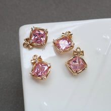 Cargar imagen en el visor de la galería, 10 piezas de dijes de cristal de diamante con forma de lazo, chapados en oro de 14 quilates, 13,5 x 18 mm, accesorios de joyería HL063-F144