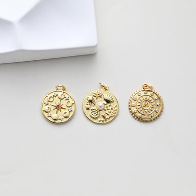 Round Badge Pendant, Star pendant, CZ Pave Pendant, 18K Gold Plated, Necklace Making Charm, Jewelry Findings S1305