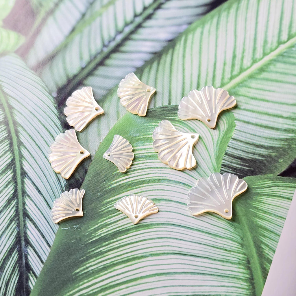 Leaf Shape Shell Pendant, Pearl Oyster Pendant, Shell Charm, Earring Making Findings, Jewelry Making Findings RY065