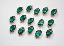 Load image into Gallery viewer, 10pcs Irregular Shape Crystal Connector, Glass Connector, Glass Pendant, 18K Gold Plated, Jewelry Findings GZ425-F273