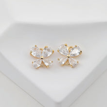 Load image into Gallery viewer, 4pcs Flower Connector Charm with loops, Clear Cubic Zirconia Charm Pendant for Bracelet Necklace Earring, Jewelry Findings ZX064