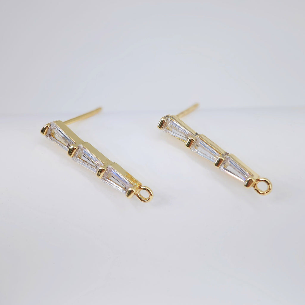 أقراط أذن مستطيلة أنيقة من الزركونيا المكعبة، عمود مطلي بالذهب مع حلقة، أدوات يدوية الصنع للعثور على الأقراط، لوازم صنع الأقراط بنفسك D0041