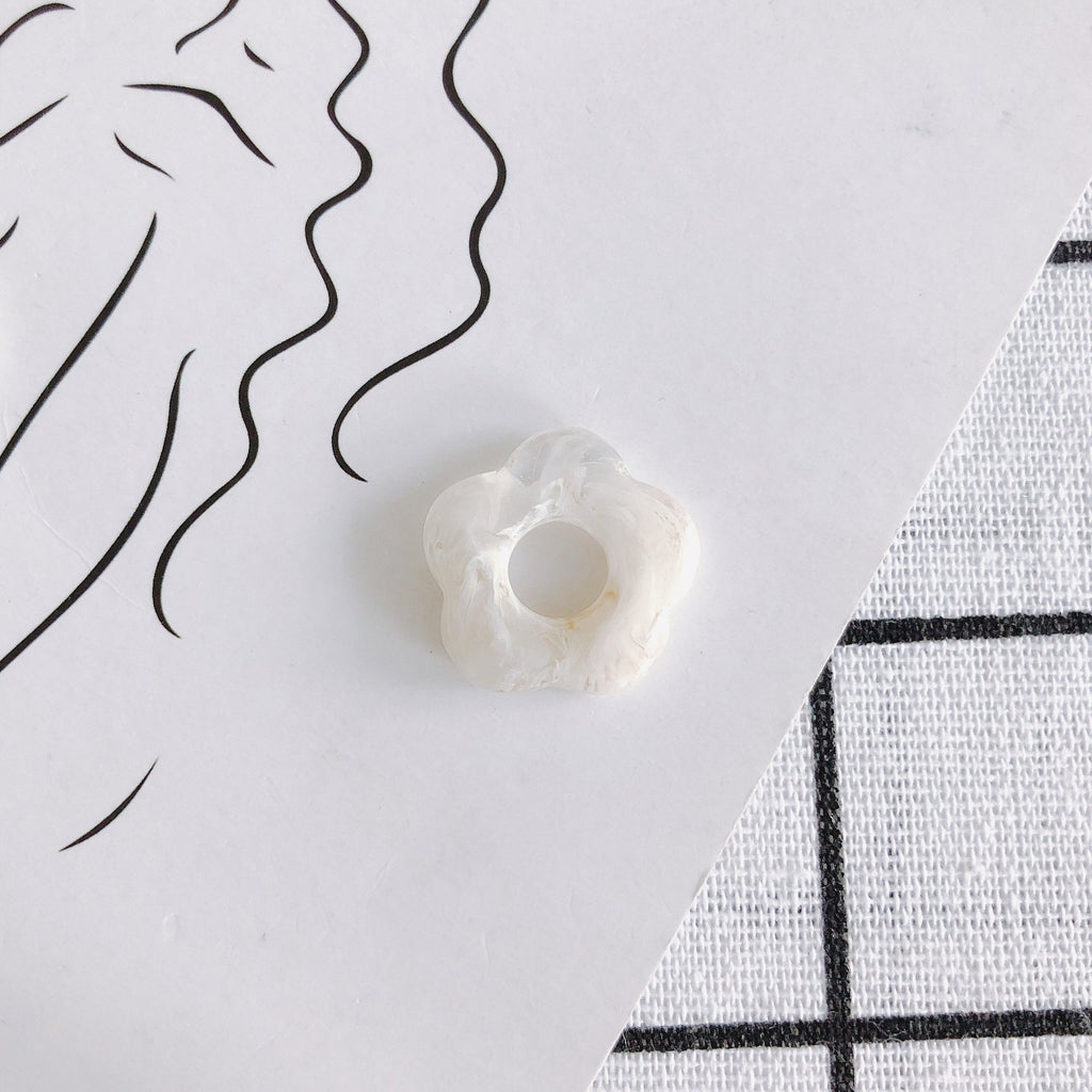 10pcs Cute Flower Pendant, Resin Pendant for Jewelry Making, DIY Beads Finding MY118