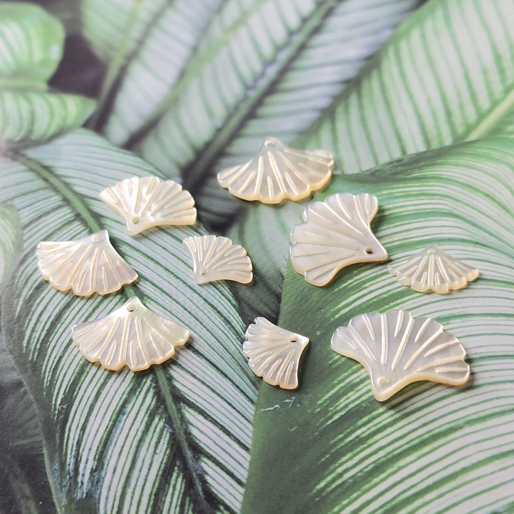 Leaf Shape Shell Pendant, Pearl Oyster Pendant, Shell Charm, Earring Making Findings, Jewelry Making Findings RY065