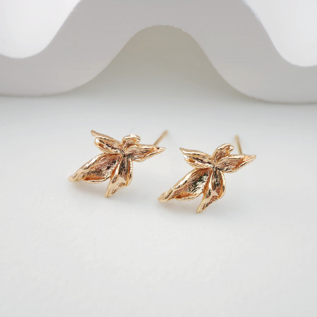 قرط زهرة مع حلقة، قرط مرصع من النحاس الأصفر مطلي بالذهب الحقيقي عيار 18 قيراطًا مع حلقة، خالٍ من النيكل، أداة العثور على القرط ZX191