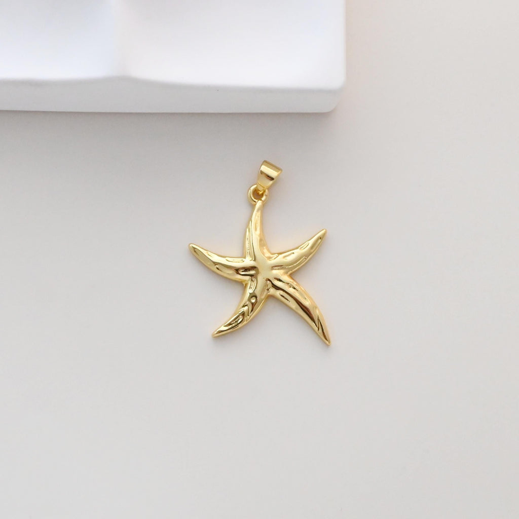 Starfish Charm, Gold Marine Life Pendant, 18k Gold Plated Brass, Necklace Making, Jewelry Findings S1318