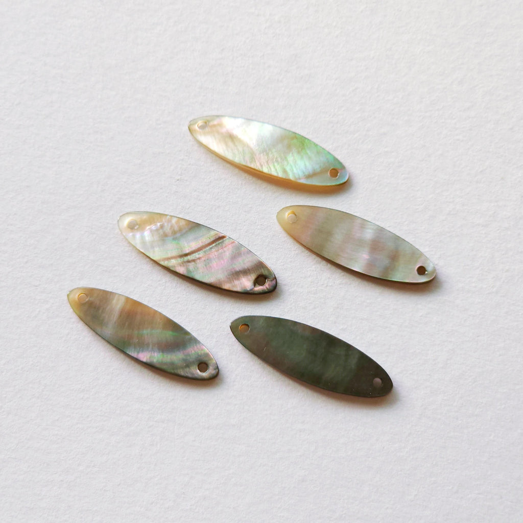 Star Black Mother-of-Pearl, MOP Shell Pendant, Engraved Black Nacre, Shell Charm, Shell Jewelry Making Findings RY050