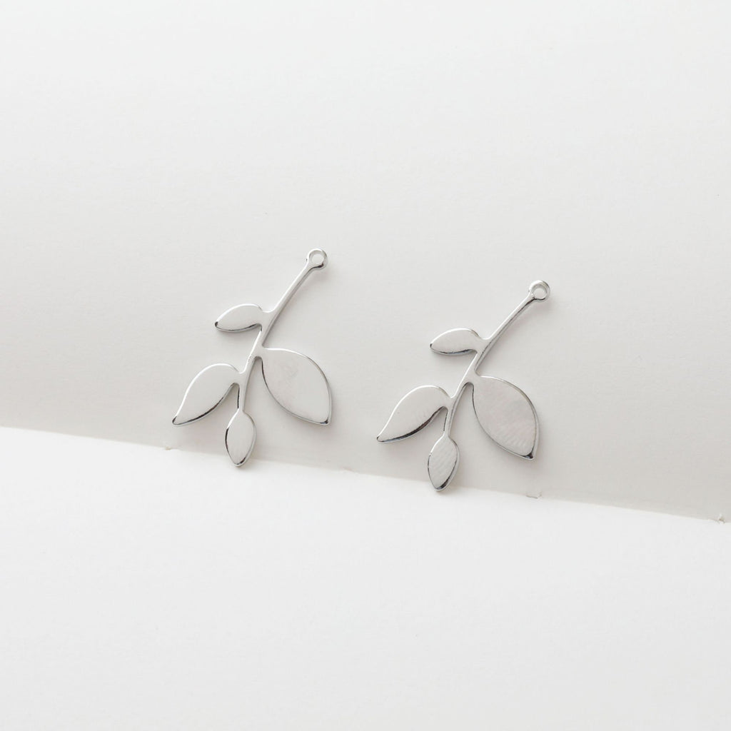 Gold Leaves Charms, 18K Gold Plated Plants Charms, Leaf Pendant,  Necklace Charms, Jewelry Findings S353