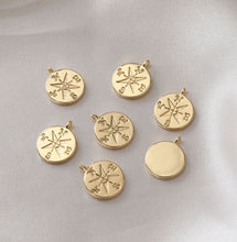 Load image into Gallery viewer, 18K Gold Compass Pendant, Compass Charm for Necklace Making, Jewelry Findings JG031