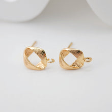 Load image into Gallery viewer, 4pcs Gold Square Earring Post, 8.6mm, S925 Silver Ear Stick, Nickel Free Earrings, Ear Stud Loop, Hypoallergenic Earring Findings ZX041