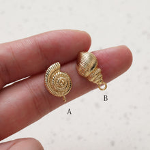 Load image into Gallery viewer, Shell Ear Post With Loop, S925 Silver Ear Pin Nickel Free, Gold/Silver Ear Stud, Hypoallergenic Earring Findings BB128-ZX163