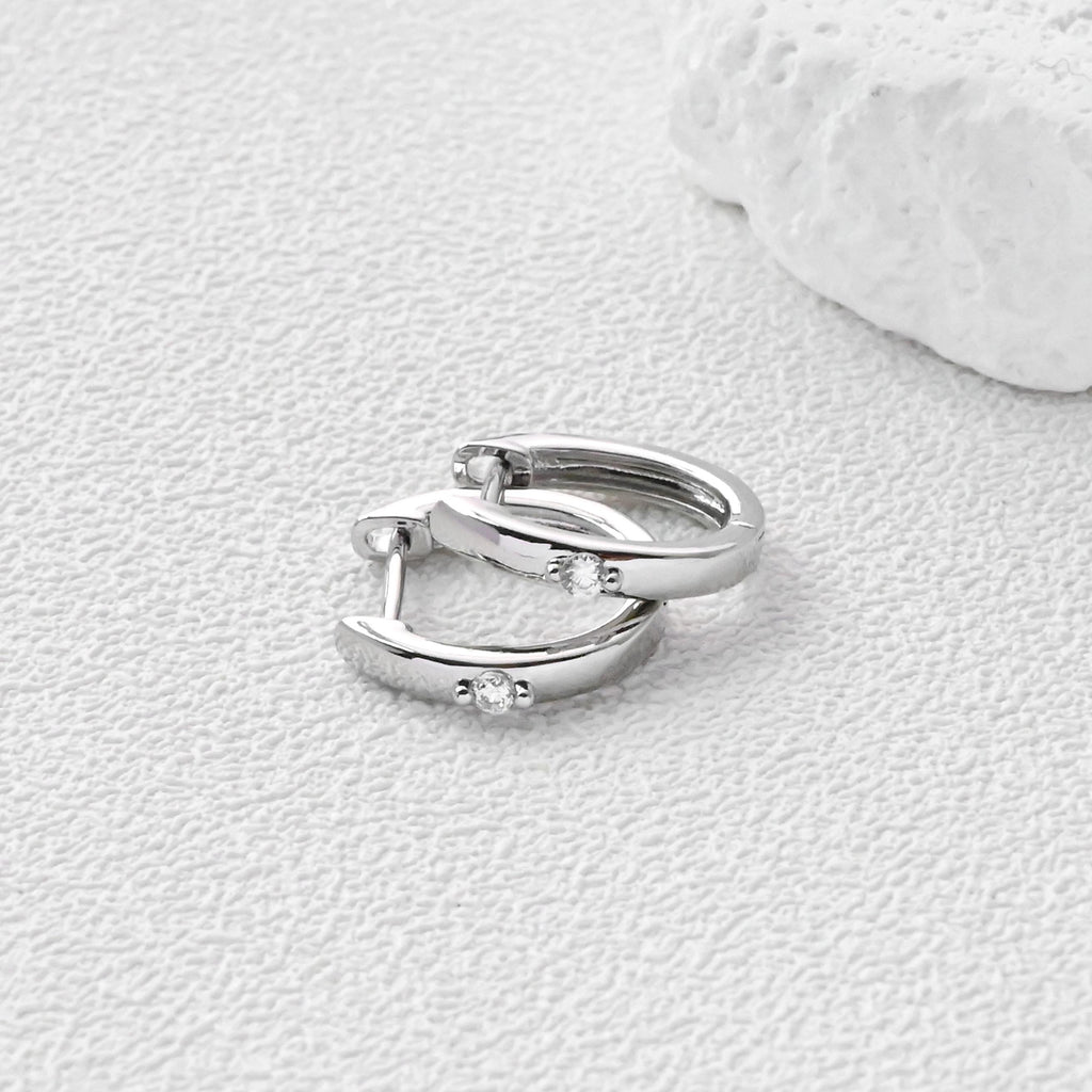 Gold Ear Hoops Pave CZ, Oval Hoops, 15.5mm, 18K Gold Plated Leverback Earrings, Huggie Hoops Earring D0556