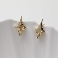 تحميل الصورة إلى عارض المعرض، قرط نجمة ذهبية مع حلقة، أقراط خالية من النيكل، قرط أذن مع حلقة، نتائج قرط مضادة للحساسية GT053