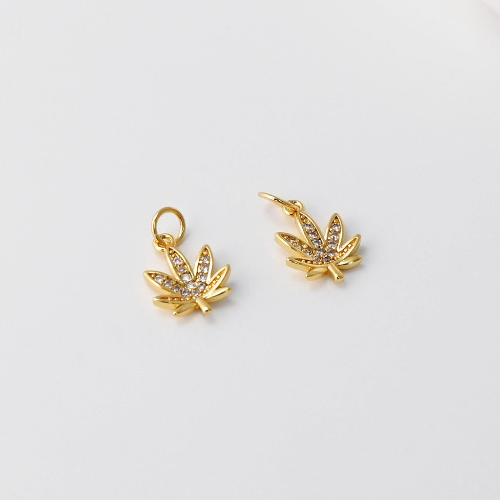 2PCS 10x11mm Cubic Maple Leaf Charms, 18K Gold Maple Leaf Pendants, Micro pave charms for Necklace Bracelet Earring, Jewelry Findings S728