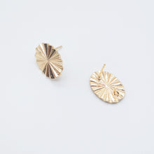 تحميل الصورة إلى عارض المعرض، أقراط أذن بيضاوية الشكل بتصميم مطوي مع حلقة، دبوس أذن من الفضة الاسترلينية 925 خالٍ من النيكل، أقراط أذن بيضاوية الشكل مقطوعة بالماس، نتائج أقراط مضادة للحساسية ZX101