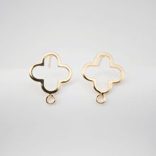 Load image into Gallery viewer, 4pcs Four Leaf Clover Stud Earrings, 18K Gold Earring Post With Loop, Nickel Free, Hypoallergenic Earring Findings ZX214