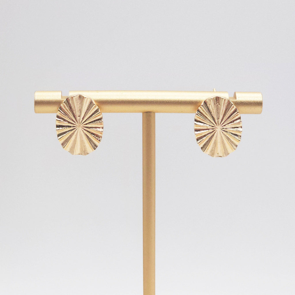 أقراط أذن بيضاوية الشكل بتصميم مطوي مع حلقة، دبوس أذن من الفضة الاسترلينية 925 خالٍ من النيكل، أقراط أذن بيضاوية الشكل مقطوعة بالماس، نتائج أقراط مضادة للحساسية ZX101