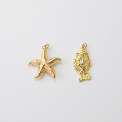 Dije de estrella de mar martillada, dije de pez, dijes chapados en oro de 18 quilates, colgante de vida marina, para hacer collares y aretes, accesorios de joyería S1452
