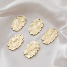 Load image into Gallery viewer, Irregular Hammered Oval Shape Pendant, Gold, Matte Gold, Silver Charm, Jewelry Making Findings JG020