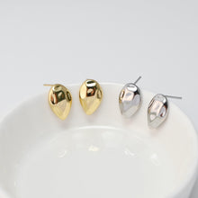 Load image into Gallery viewer, Hammered Teardrop Earrings Post With Loop, 18K Gold Plated, Nickel Free, S925 Silver Pin, Ear Stud Hypoallergenic Earring Findings D0492