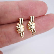 Cargar imagen en el visor de la galería, Pendientes con nudo, pendientes dorados con aro, hipoalergénicos, accesorios para pendientes, materiales hechos a mano D0049
