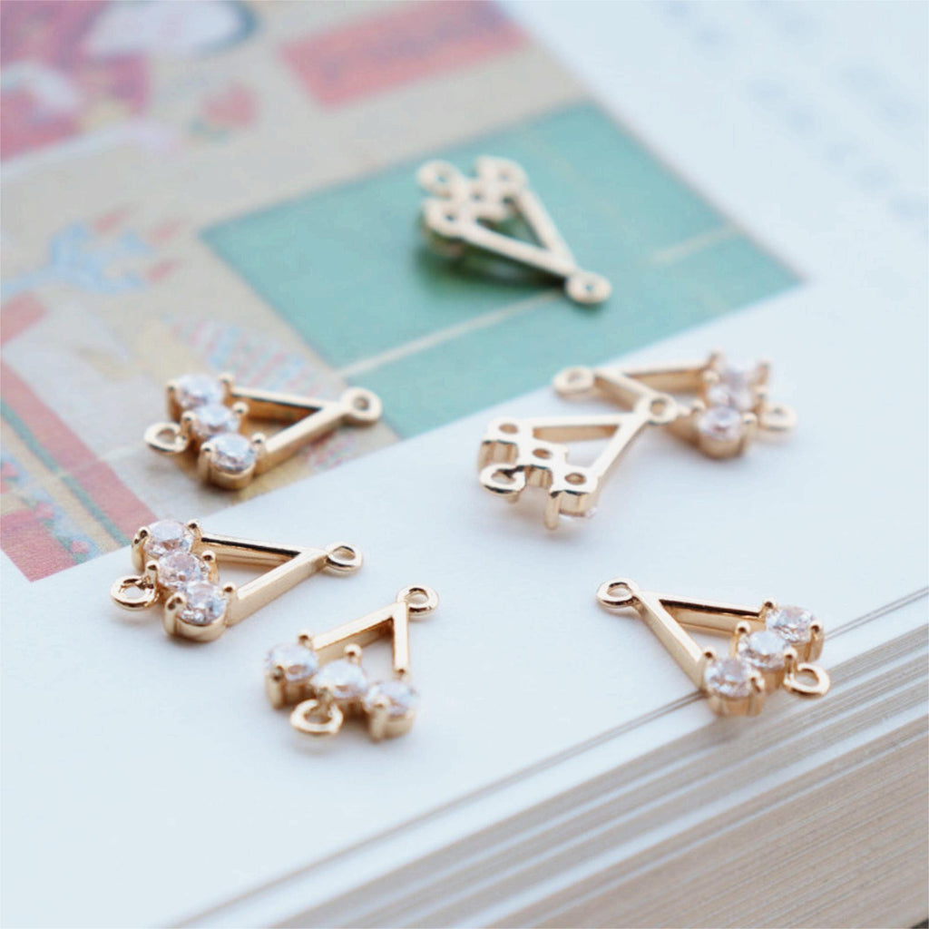 CZ Pave Crown-shaped Charm, Cubic Zircon Crystal Pendant, Bracelet Necklace Pendant, 14K Real Gold Plated, Jewelry Findings JY008-F137