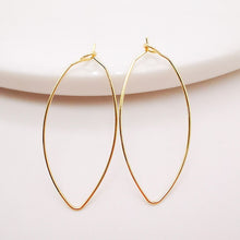 Load image into Gallery viewer, 20pcs- Oval Shape Wires Pendant, Gold Plated Earring Finding, 19x38mm, Nickel Free, DIY Earring Charms, Earring Making Findings Z038