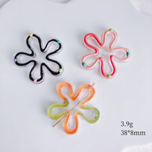 Load image into Gallery viewer, 2pcs Acrylic Flower Pendant, Flower Charm, 38.8mm, Acrylic Drop Charm for Jewelry Making, DIY Beads Finding MY121