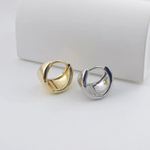 Load image into Gallery viewer, Gold Round Ear Hoops, 18K Gold/Silver Plated Leverback Earrings, Huggie Hoops Earring D0577