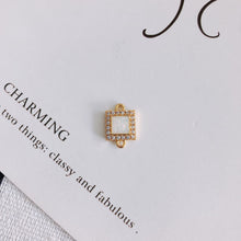 Cargar imagen en el visor de la galería, 10 conectores cuadrados de resina con colgante de lámina dorada, pavé de circonitas cúbicas, para pulsera y collar, chapado en oro de 14 quilates, accesorios de joyería MY055-F002
