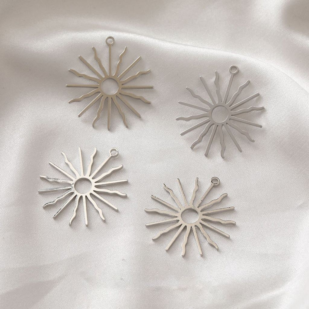 10 colgantes de sol con forma de rayo de sol, chapados en oro de 14 quilates y plata, de 28 mm, para hacer collares, accesorios de joyería ZZ096