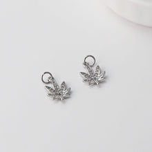 Load image into Gallery viewer, 2PCS 10x11mm Cubic Maple Leaf Charms, 18K Gold Maple Leaf Pendants, Micro pave charms for Necklace Bracelet Earring, Jewelry Findings S728