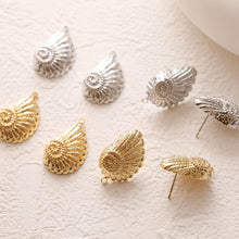 Cargar imagen en el visor de la galería, Pendientes de caracola con aro y colgante, chapados en oro de 18 quilates, sin níquel, hipoalergénicos, GZ781