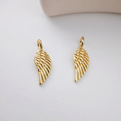 Gold Wing, Gold Butterfly, Fly Charm, 18K Gold Plated, Pendant for Necklace and Bracelet, Jewelry Findings S1170