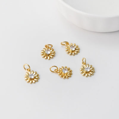 Daisy Flower Charms, 18K Gold Plated Cubic Pave Charms, Flower Pendant, Necklace Earring Making Charms, 9mm, Jewelry Findings S149