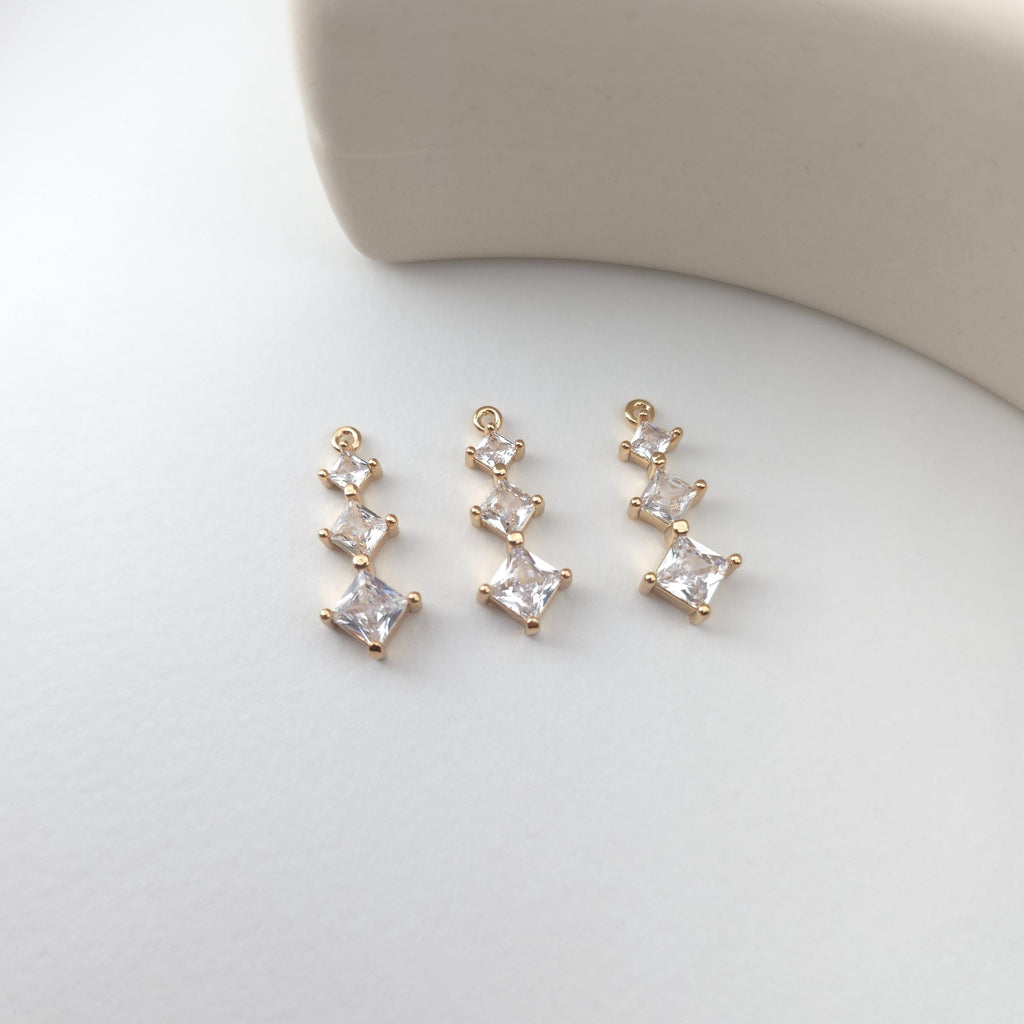 2pcs CZ Pave Rhombus Pendant, Cubic Pendant, Real Gold Plated Brass Earring Charms, Jewelry Findings D0228