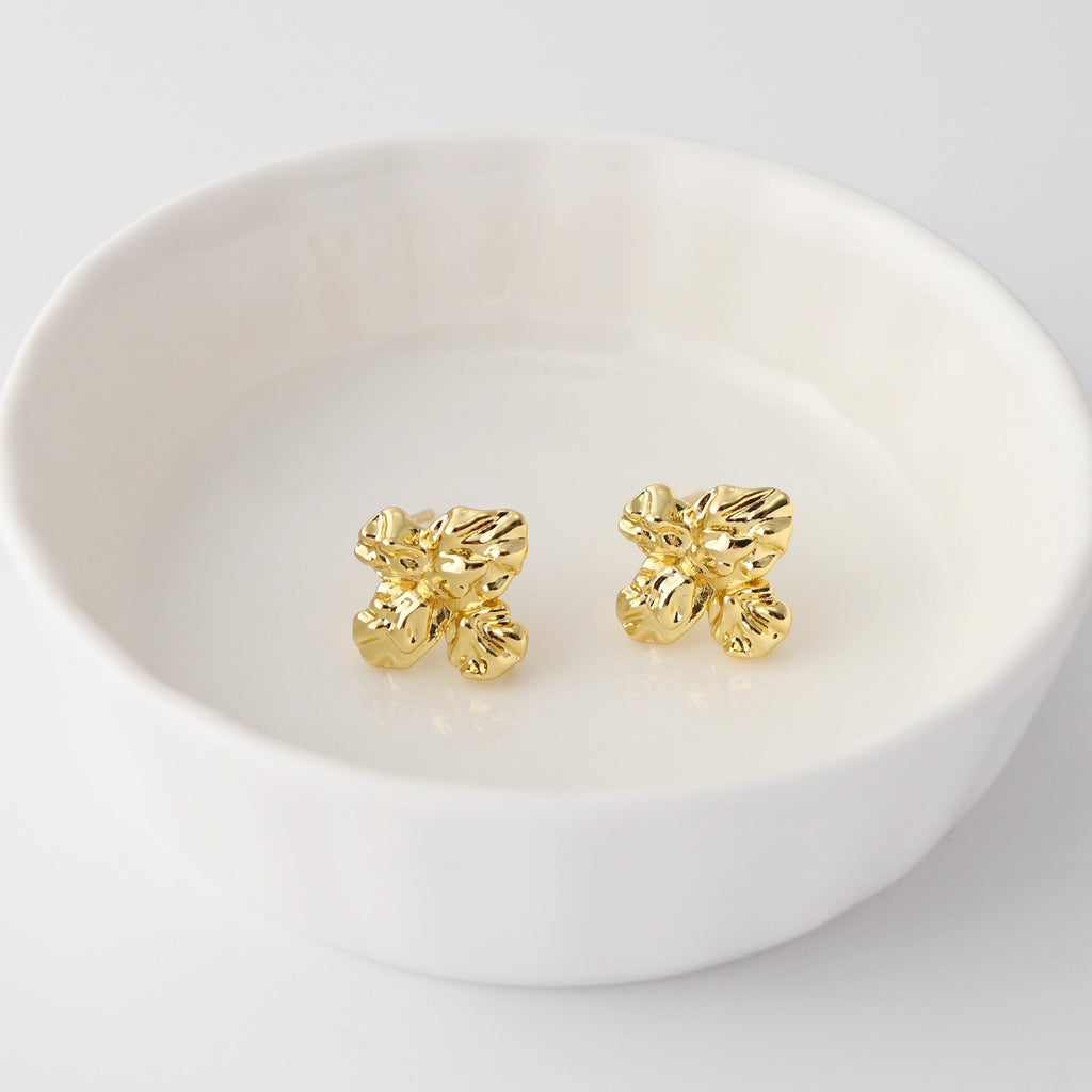 Pleated Flower Earrings Post With Loop, 18K Gold Plated, Nickel Free, S925 Silver Pin, Ear Stud Hypoallergenic Earring Findings D0447