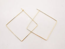 Load image into Gallery viewer, 20pcs- 14K Gold Plated Square Hoop Earring Finding, 40mm, Nickel Free Square Earring Hoops, DIY Earring Charms, Earring Making Findings Z027
