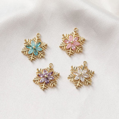 Snowflake Charm, Cubic Zircon Crystal Snowflake Pendant, CZ Earring Charms,  Real Gold Plated  Earring Charms, Jewelry Findings BB039-F015