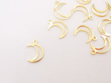 Load image into Gallery viewer, Gold Moon Charms, 18K Gold Plated Crescent Charms, Moon Pendant,  Necklace Charms, Jewelry Findings S334