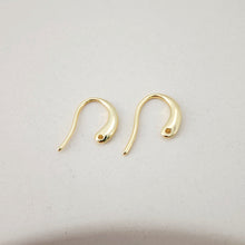 Load image into Gallery viewer, Fish Hooks, 18K Gold Plated Ear Wires, Gold Earring Earring Hooks, Ear Wires for Jewelry Making D0189