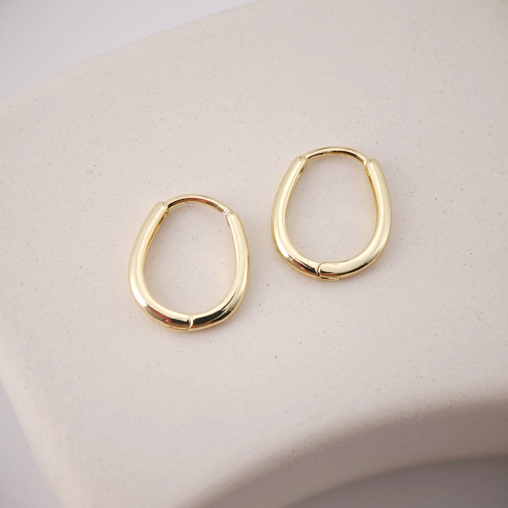 Gold U Shape Hoop Earring, 16*18.7mm, 18K Gold Plated Leverback Earrings, Huggie Hoops Earring D0118