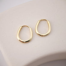 Load image into Gallery viewer, Gold U Shape Hoop Earring, 16*18.7mm, 18K Gold Plated Leverback Earrings, Huggie Hoops Earring D0118